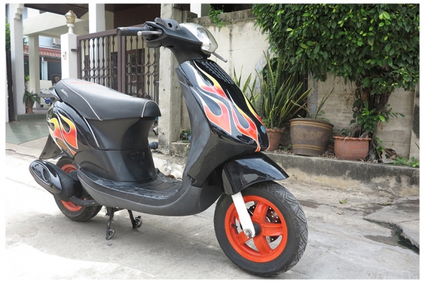 รถอิตาลี Piaggio zip หายาก100ซีซี รถอิตาลี Piaggio zip หายาก100ซีซี