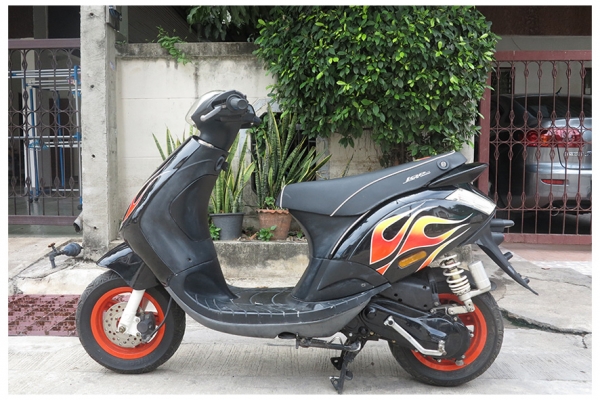 รถอิตาลี Piaggio zip หายาก100ซีซี รถอิตาลี Piaggio zip หายาก100ซีซี
