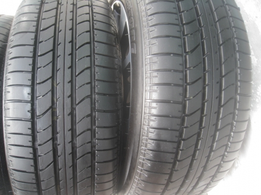 ขายล้อแม็กป้ายแดง Honda civic 16"x6.5" et45 5รู114.3 พร้อมยาง ปี14สนใจติดต่อเล็กคลองสามครับ 081-3747940