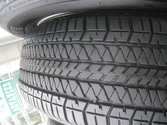 ขายล้อแม็กป้ายแดง Pajero sport 17"x7.5" et38 6รู139.7 พร้อมยาง ปี14สนใจติดต่อเล็กคลองสามครับ 081-3747940