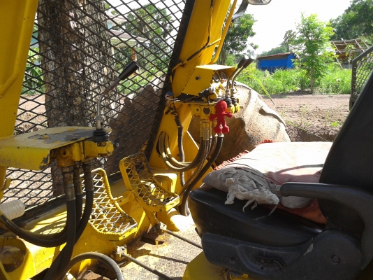 ขายรถคีบอ้อย BELL สามล้อ