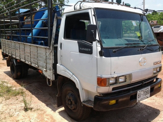 ขายด่วน รถพร้อมใช้ HINO. kM779 เครื่อง 117 แรง กะบะยาว 5.5 เมตร ขายด่วน รถพร้อมใช้ HINO. kM779 เครื่อง 117 แรง กะบะยาว 5.5 เมตร