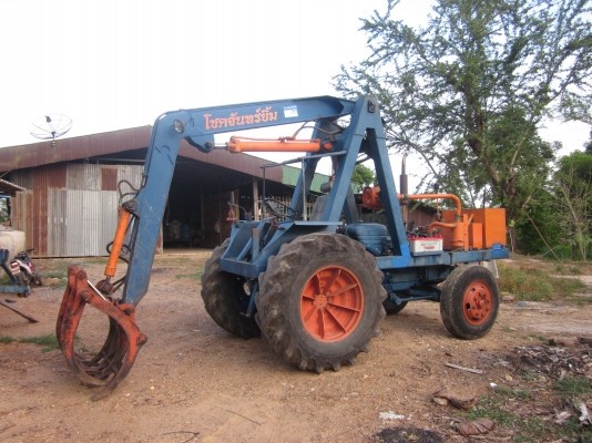 ฝากขายรถคีบอ้อยFORD77T5โทร0892552389นัส