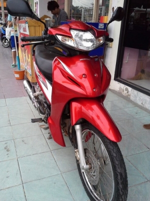 Wave 110i รถปี55 หัวฉีดประหยัดน้ำมัน สวยๆราคาถูกๆเลยครับ