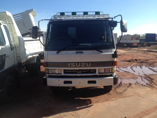 ขายไม่แพง สภาพเหมือนใหม่ 6 ล้อดั้มดิน ISUZU ROCKY เครื่อง 175 แรงม้าพร้อมทะเบียน สวยๆเลยครับ