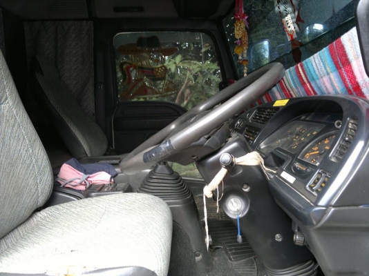 ขาย 820,000 ด่วน ISUZU DECA 210 เครื่อง 6HH1 เครื่องดี คัสซีสวย  ทะเบียนพร้อมโอน