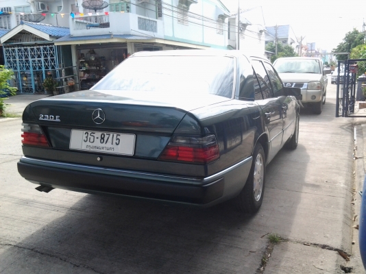 ขายเบนซ์ เก่าเก็บมือเดียวป้ายแดง ขายเบนซ์ เก่าเก็บมือเดียวป้ายแดง