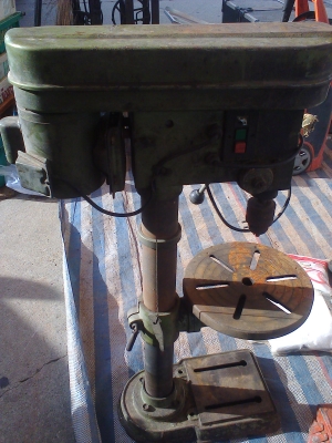 แท่นสว่าน