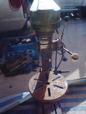 แท่นสว่าน