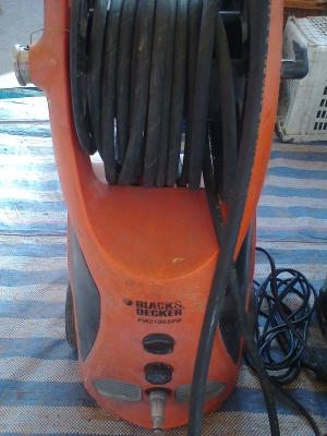 เครื่องฉีดน้ำพร้อมสายพร้อมใช้