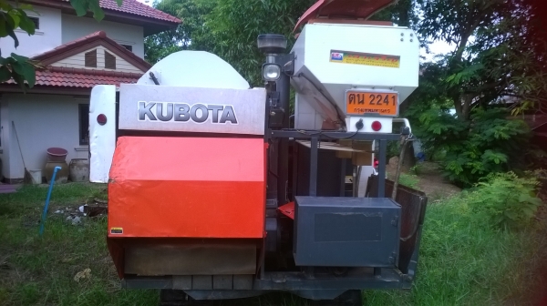 ขายรถเกี่ยวข้าว kubota dc60 plus ตัวสุดท้ายพร้อมเล่มทะเบียนครับ ขายรถเกี่ยวข้าว kubota dc60 plus ตัวสุดท้ายพร้อมเล่มทะเบียนครับ