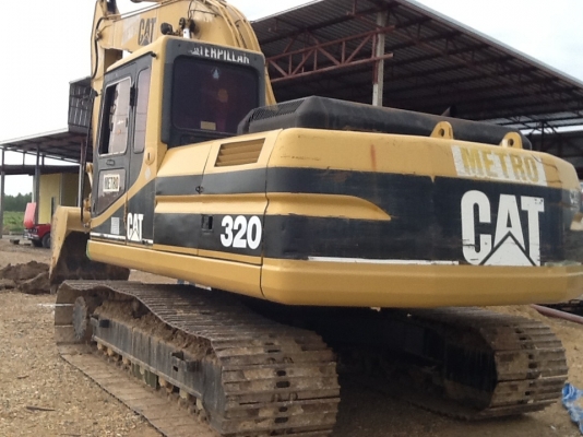 รถแบคโฮ สวยๆ ใช้งานประจำแอร์เย็น