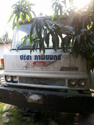 ขายรถหกล้อ HINO  6  สูบ 150 แรงม้า 2 เพลา 4 ล้อ ยาง 6 เส้น