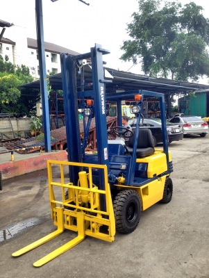 -:-*&bull;*ข า ย ร ถ ย ก เ ก่ า น อ ก*&bull;*-:-KOMATSU FG15-15 เสาสูง4เมตร งาหิ้ง(คว่ำหงาย) สนใจติดต่อ098-329-9549/083-062-0223