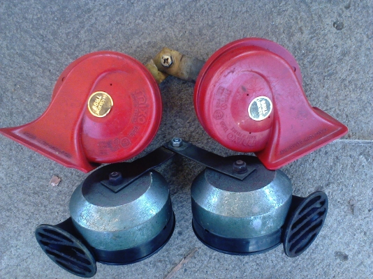 แตรคู่ยุโรป