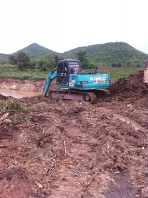 ขายดาวน์ KOBELCO SK120M3สภาพสวยพร้อมใช้ ราคาต่อรองได้ ติดต่อได้ที่คุณ อ๊อฟ พิจิตร 086-737-9991