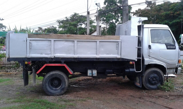 HINO FC 6 ล้อดัมพ์ 120 แรงม้า