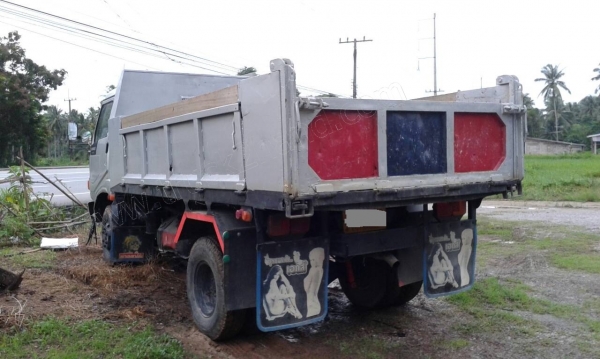 HINO FC 6 ล้อดัมพ์ 120 แรงม้า