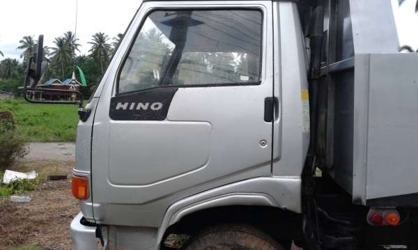 HINO FC 6 ล้อดัมพ์ 120 แรงม้า