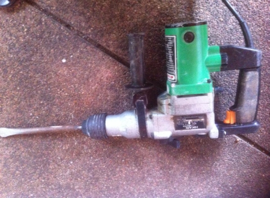 สว่านโรตารี่ 3 ระบบ Hikari รุ่นRM-22VA (520w.)