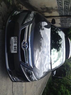 ขาย Camry Hybrid 2013 2.5 Hv dvd สีเทา-ดำ เกียร์ AT มือเดียว เจ้าของขายเอง ไม่เคยชน สภาพสวยเดิมๆ ขายเพราะย้ายไปอยู่เขาใช้กะบะ เก๋งใม่ค่อยได้ใช้ ขอขายในราคา 1400000 สนใจติดต่อ เบอร์ 089-144-0176 คุณ พจณ์ ราคาคุยกันได้