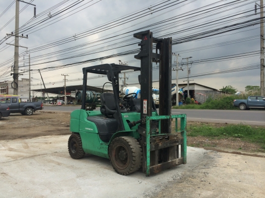 ขายถูกๆ รถยก มิตซูรุ่นล่าสุด"3ตัน4เมตร"มีสไลด์ชิพเลื่อนงาซ้ายขวา สภาพดีเครื่องดีมากสตาร์ทง่ายหน้าจอขึ้นครบขาย 265,000 ติดต่อ 094-426-7888 จะเด็ด