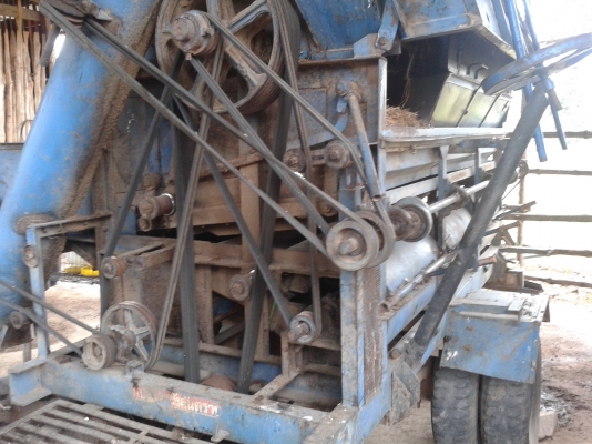 รถนวดข้าว