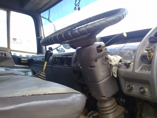 HINO FF3H 195 แรง (รถห้างแท้) พวงมาลัยเพาเวอร์ เบรคจิฟฟี่