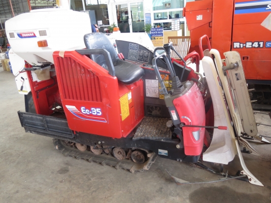 รถเกี่ยวนวดข้าว Yanmar EC35  รถมือสองจากญี่ปุ่น