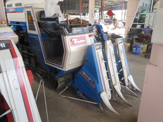 รถเกี่ยวข้าว อิซิกิ 19 แรงม้า รถพร้อมใช้งาน สภาพสวย รถเกี่ยวข้าว อิซิกิ 19 แรงม้า รถพร้อมใช้งาน สภาพสวย