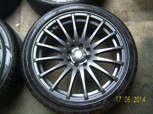 แม็กขอบ 17x7  4รู100  114 พร้อมยาง 205 45 17  1ชุด