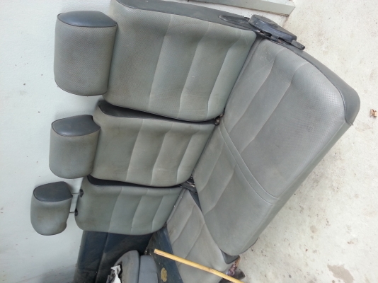 เบาะรถตู้หัวจรวด9ที่นั่ง