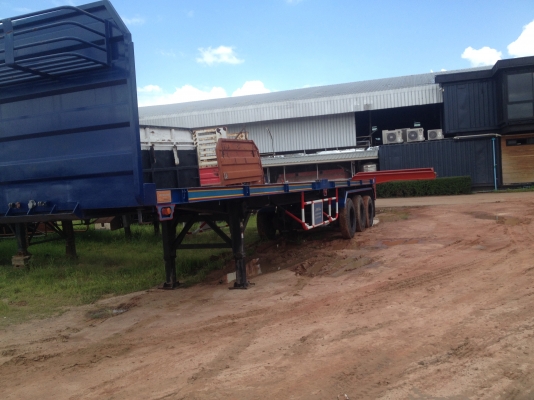 ขายหางพื้นเรียบ 3 เพลา ยาว 12.5 เมตร พร้อมเก็บงาน จดทะเบียนแล้วเรียบร้อย ขายๆๆๆๆครับโทรเลยครับ