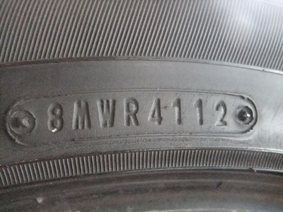 ยาง Dunlop 215/55/17 ปี 12