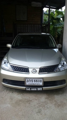 ด่วน ! ขายรถ NISSAN TIIDA 1.6 HACHBAG