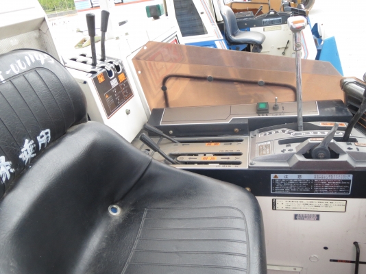 รถเกี่ยวนวดข้าว อิซิกิ 25แรงม้า รถสวย พร้อมใช้งาน เกี่ยวข้าวไม่หล่น