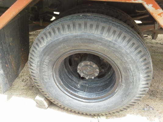 ขายยาง 825 ธรรมดา