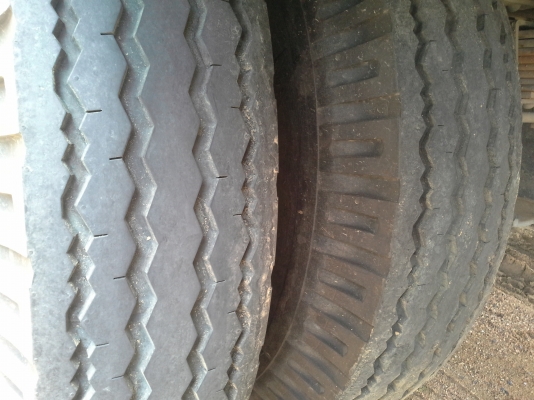 ขายยาง 825 ธรรมดา