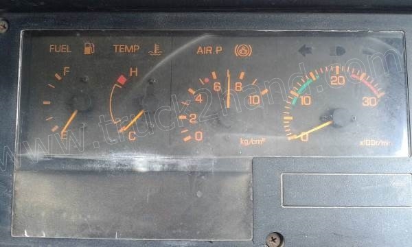 รถบรรทุก 10 ล้อ NISSAN รุ่น UD 290 แรงม้า รถบรรทุก 10 ล้อ NISSAN รุ่น UD 290 แรงม้า