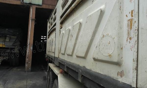 รถบรรทุก 10 ล้อ NISSAN รุ่น UD 290 แรงม้า รถบรรทุก 10 ล้อ NISSAN รุ่น UD 290 แรงม้า