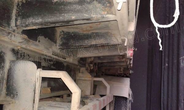 รถบรรทุก 10 ล้อ NISSAN รุ่น UD 290 แรงม้า รถบรรทุก 10 ล้อ NISSAN รุ่น UD 290 แรงม้า