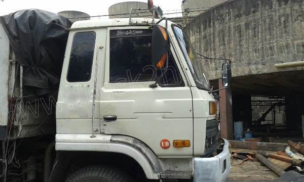 รถบรรทุก 10 ล้อ NISSAN รุ่น UD 290 แรงม้า รถบรรทุก 10 ล้อ NISSAN รุ่น UD 290 แรงม้า