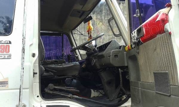 รถบรรทุก 10 ล้อ NISSAN รุ่น UD 290 แรงม้า รถบรรทุก 10 ล้อ NISSAN รุ่น UD 290 แรงม้า