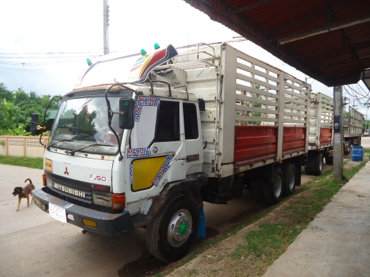 ขายรถสิบล้อFN527MTFชี/L6684ไมดรั้มแม่ลูกปี40เครือง220H