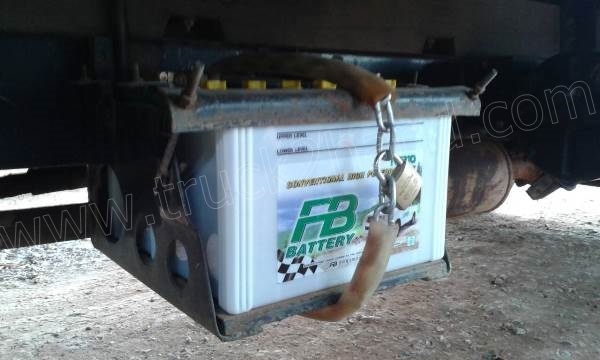 รถบรรทุก 6 ล้อ HINO รุ่น FC 120 แรงม้า