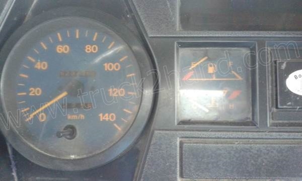 รถบรรทุก 6 ล้อ HINO รุ่น FC 120 แรงม้า