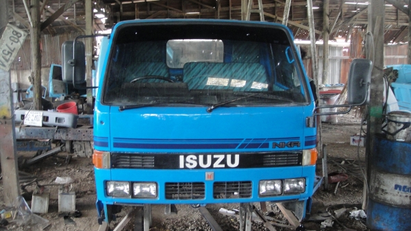 หัว ISUZU NKR ห้างแท้ สีใหม่สวย ของครบ
