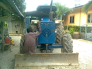 ขายฟอร์ด 6610 2เพลา สภาพสวย ราคาคุยกันได้ ขายฟอร์ด 6610 2เพลา สภาพสวย ราคาคุยกันได้