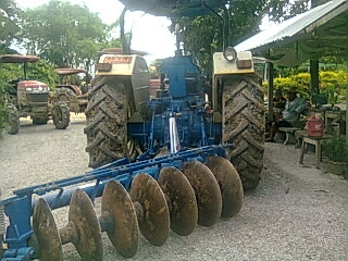 ขายฟอร์ด 6610 2เพลา สภาพสวย ราคาคุยกันได้ ขายฟอร์ด 6610 2เพลา สภาพสวย ราคาคุยกันได้