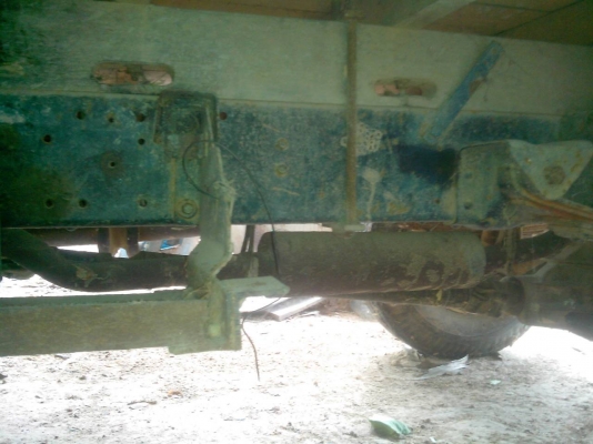 ขายครับ รถบรรทุก สี่ล้อกลาง ปี34 น่าใช้ ขายครับ รถบรรทุก สี่ล้อกลาง ปี34 น่าใช้